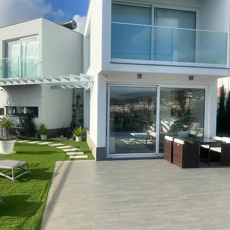 וילה Da Luz Calheta