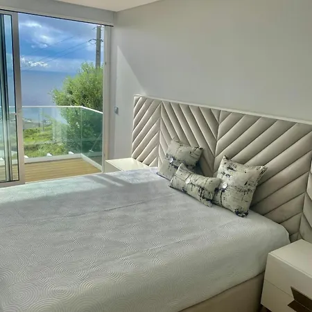 Da Luz Calheta Villa *